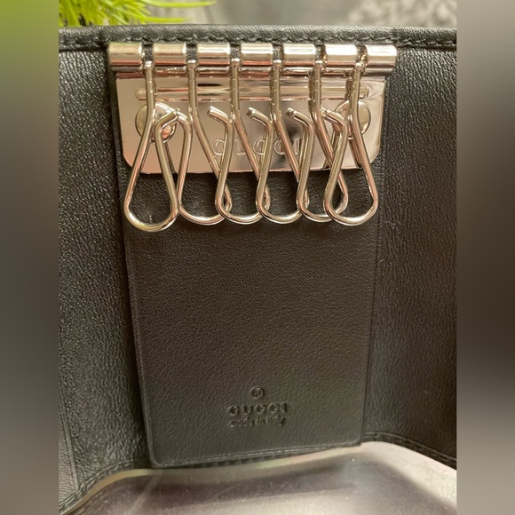 Gucci key case - Picture 4 of 8